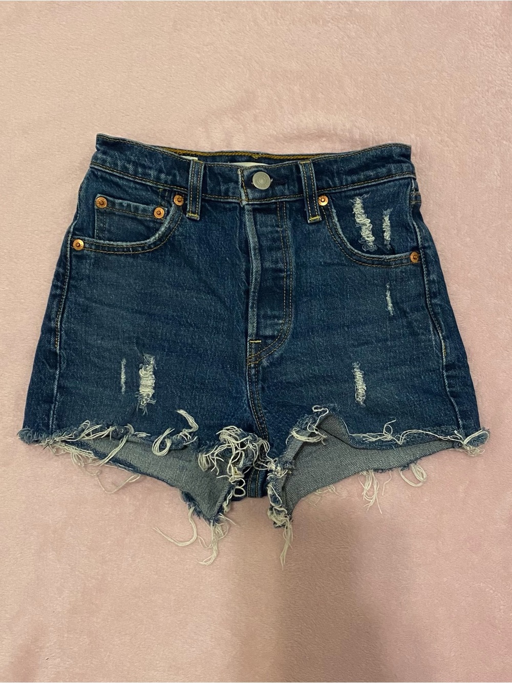 Levi’s ribcage shorts